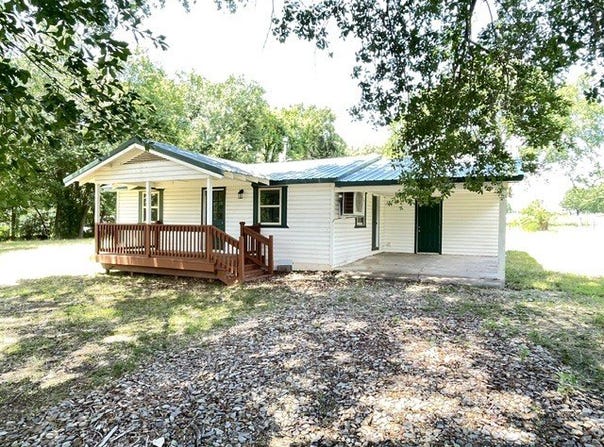 464025 Highway 141, Gans, OK 74936