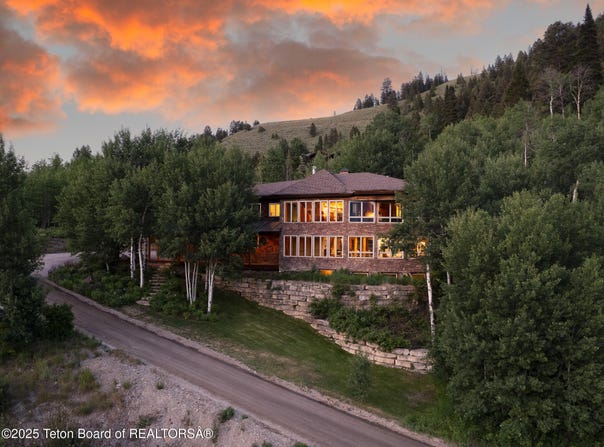 1100 E DEER CREEK Drive, Jackson, WY 83001
