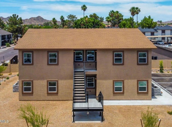 1306 E Purdue Avenue, Phoenix, AZ 85020