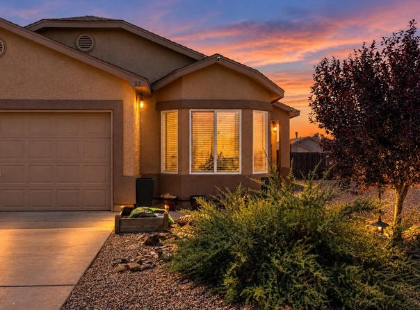 32 Salida Del Sol, Los Lunas, NM 87031