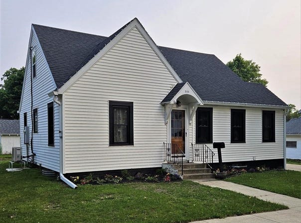 506 E Lucas Street, Algona, IA 50511