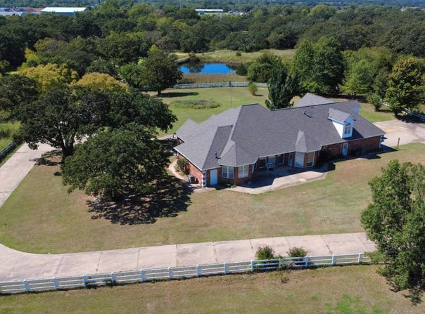 101 Gatlin Dr, Meeker, OK 74855