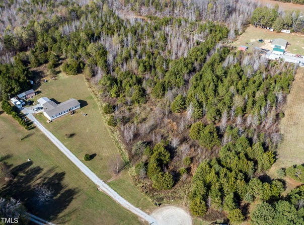 Glendale Lane, Roxboro, NC 27574