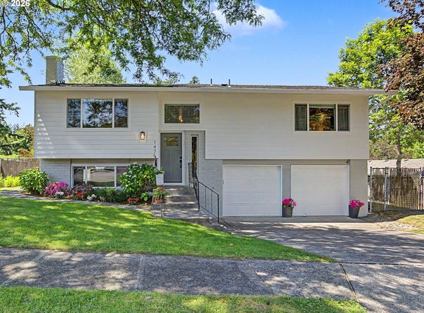 1479 SW WILLOWBROOK Ct, Gresham, OR 97080