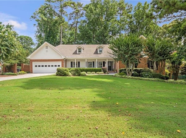 5278 Browning Way SW, Lilburn, GA 30047