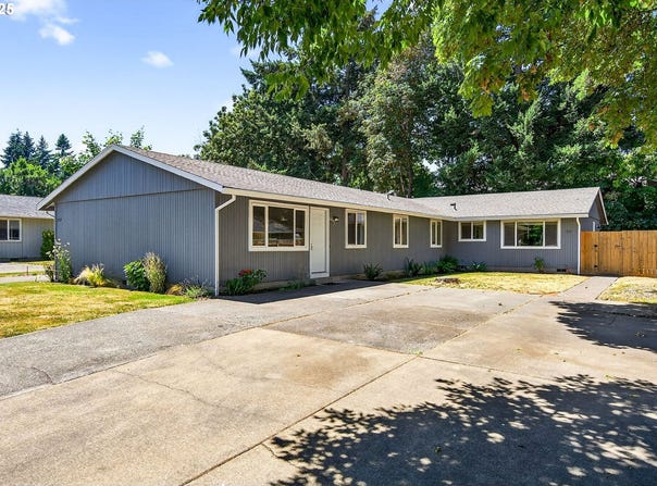 355 S MANZANITA CT, Canby, OR 97013