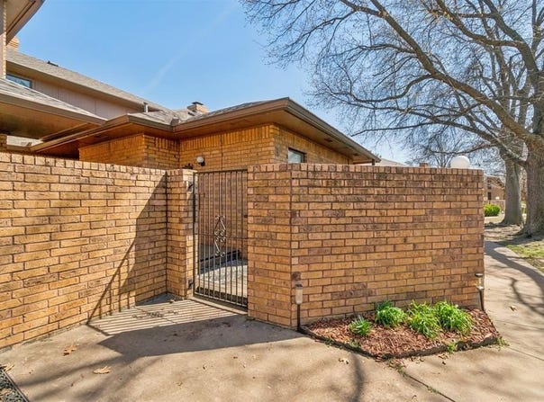 1899 Saddleback Boulevard, Norman, OK 73072