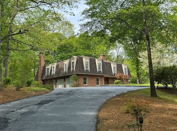61 LAKE HERON DR, Danville, VA 24541