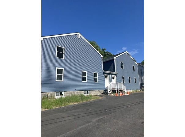 170 Hart St, Taunton, MA 02780