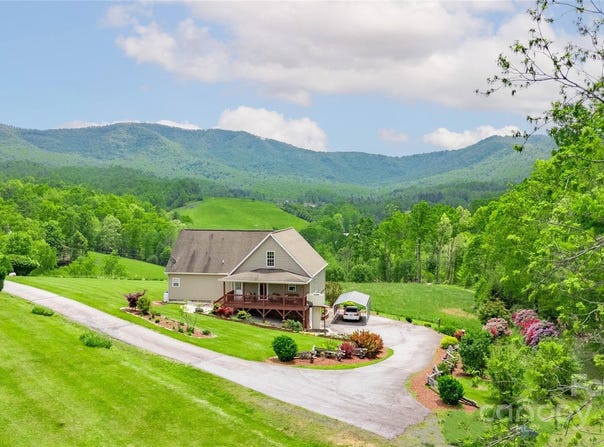 3690 Penland Road, Spruce Pine, NC 28777