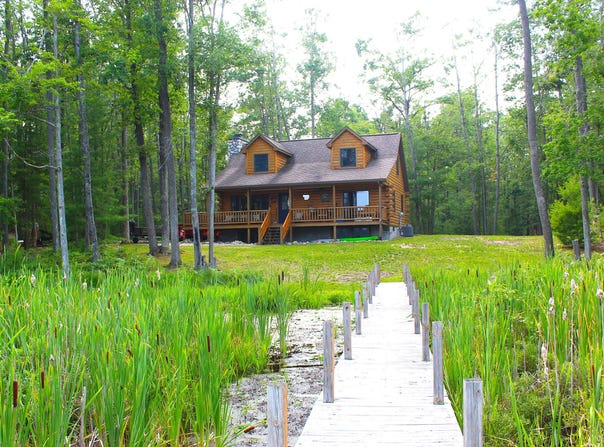 19601 Horseshoe Lake Dr., Hillman, MI 49746