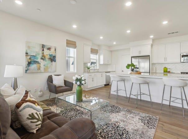 9704 Seawind Way, Newark, CA 94560