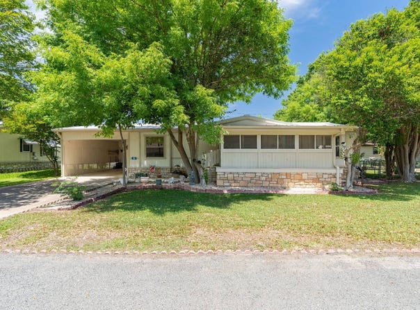122 Cedar Ridge S., Kerrville, TX 78028