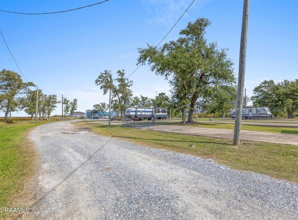 111 Alphonse Road, Hackberry, LA 70645