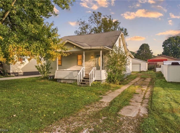 218 Jacob Street NE, Navarre, OH 44662