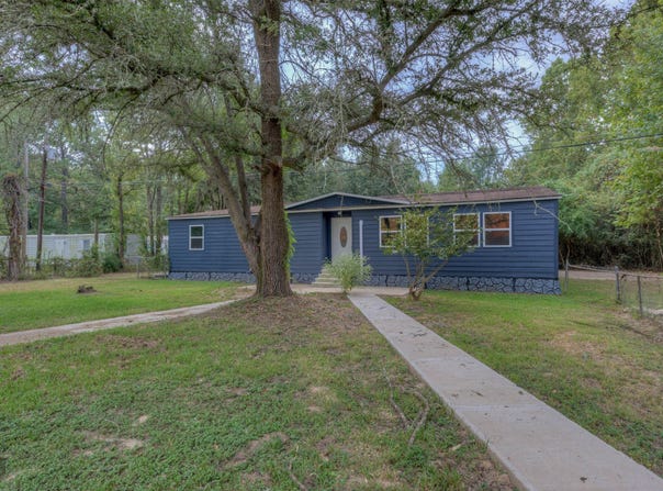 209 W Jackson Avenue, Haughton, LA 71037