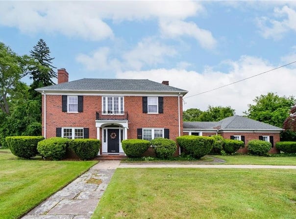 873 Warwick Avenue, Warwick, RI 02888
