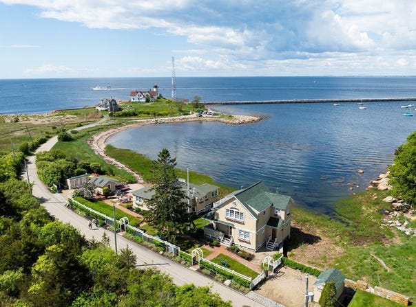127-131 Eastern Point Blvd, Gloucester, MA 01930