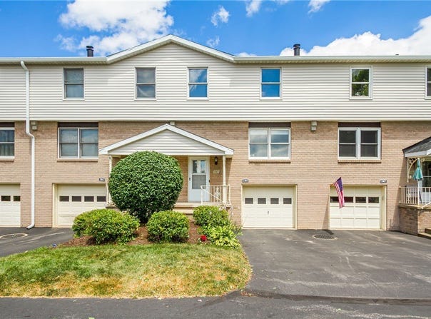 1165 Hampton Drive, Victor, NY 14564