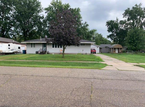447 Riverside Drive, Watervliet, MI 49098