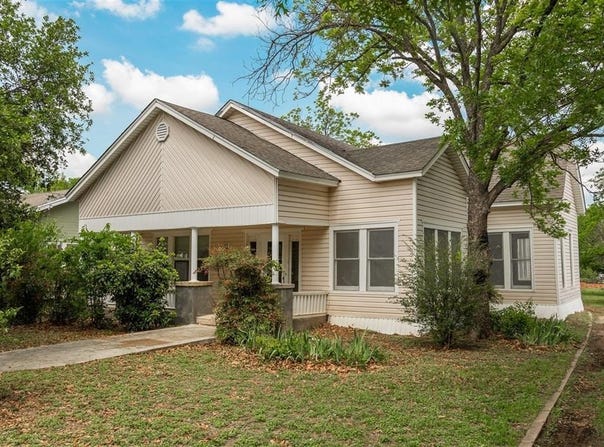 1512 Vincent Street, Brownwood, TX 76801