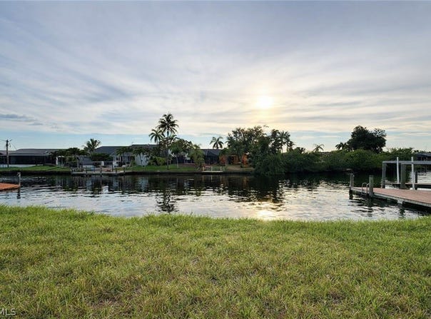 4226 SW 1st Place, Cape Coral, FL 33914
