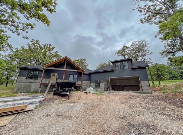 72 Quiet Meadows Drive, Linn Creek, MO 65052