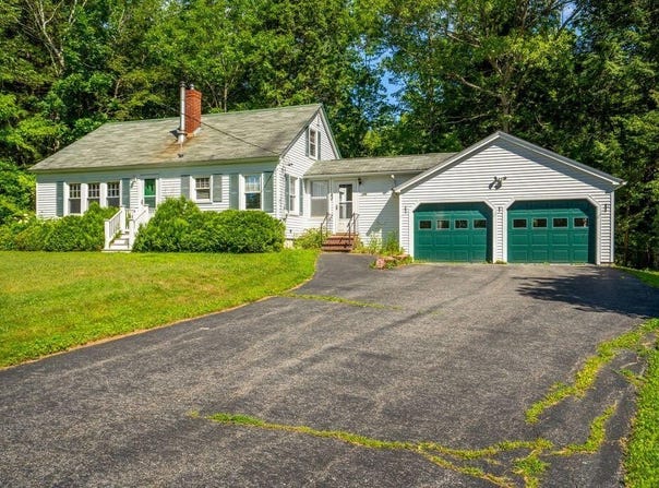 196 Main Street, Buxton, ME 04093