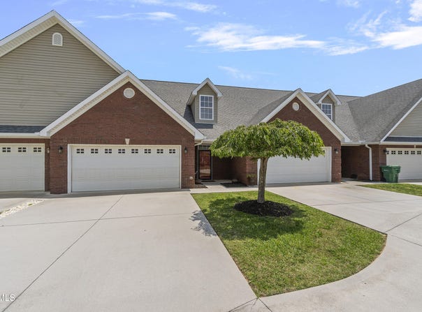 3475 Walden Dr, Morristown, TN 37814