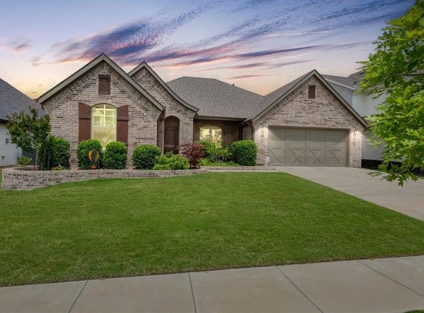 616 Point Vista Drive, Aledo, TX 76008