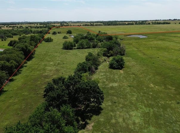 000 County Road 366, Era, TX 76238