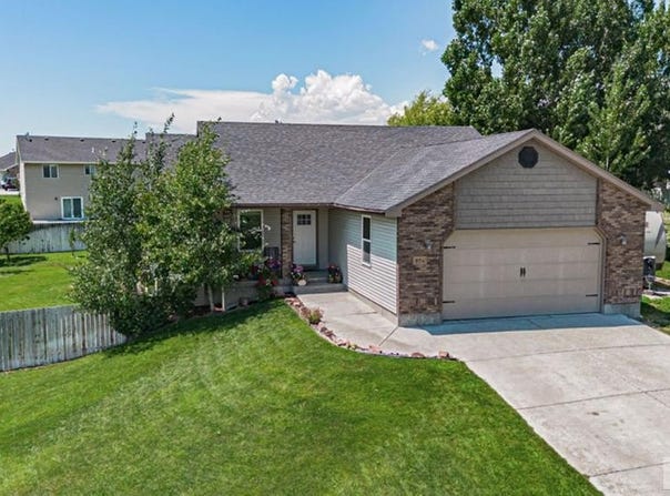 87 N Stocktrail Drive, Idaho Falls, ID 83402