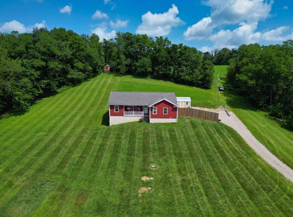 8935 Bagley Road, Mount Perry, OH 43760