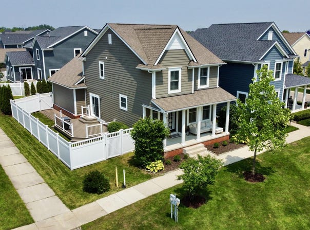 858 Reagan Street, Canton, MI 48188