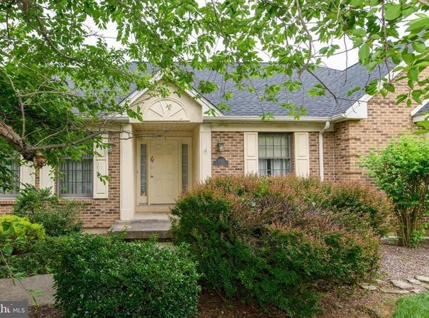 4421 SUSAN DRIVE, BETHLEHEM, PA 18017