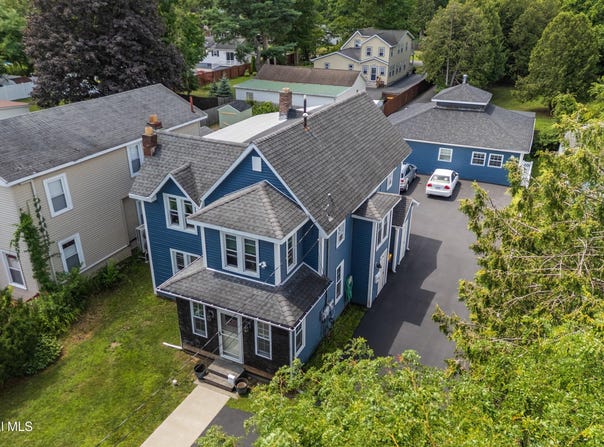 127 Jefferson Street, Saratoga Springs, NY 12866