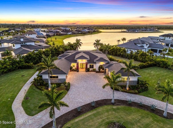 4574 Milost Drive, Rockledge, FL 32955