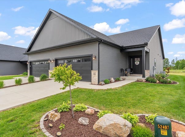 1 Prairie Trail, Monticello, IL 61856