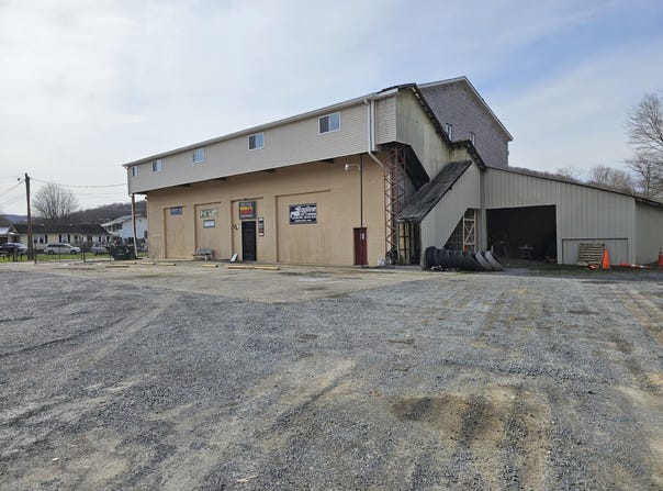 771 Main St, Rainelle, WV 25962