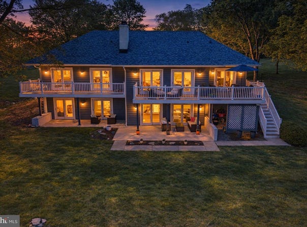 250 MEADOW RIDGE Drive, SHEPHERDSTOWN, WV 25443