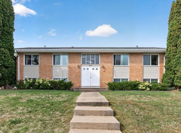 2709 Virginia Avenue N, New Hope, MN 55427