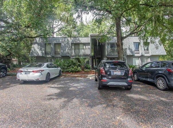 380 Salt Marsh Circle, Pawleys Island, SC 29585