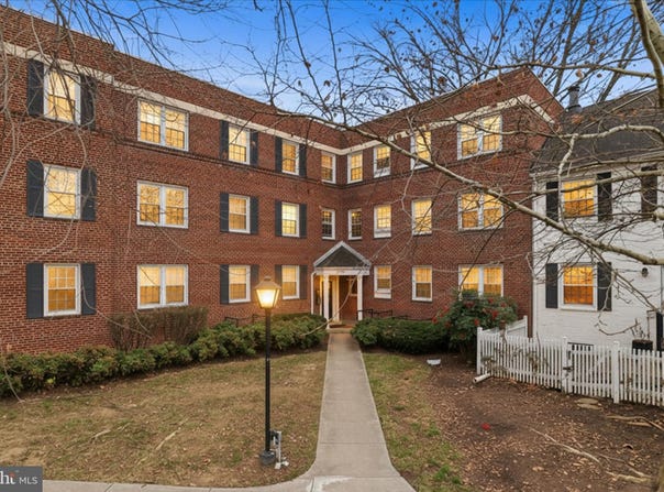 2904 13TH Road S, ARLINGTON, VA 22204