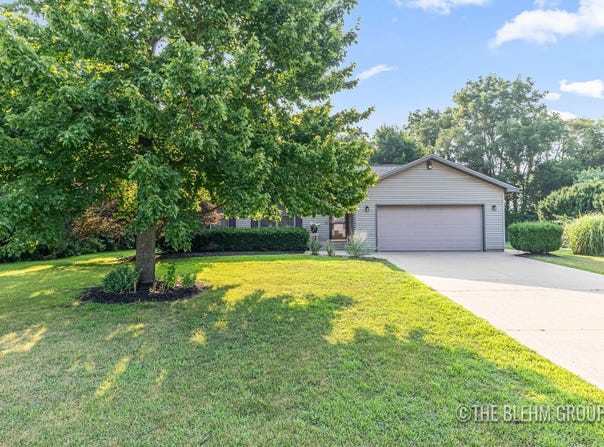 115 Shirley Avenue, White Pigeon, MI 49099