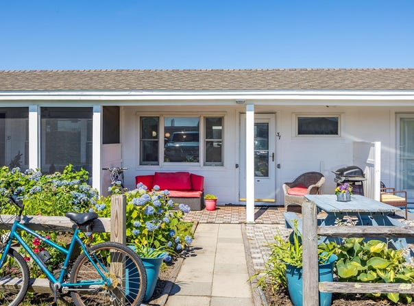 963 Commercial Street, Provincetown, MA 02657