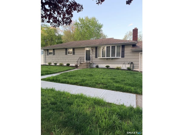 315 Seabreeze Drive, Stratford, CT 06614