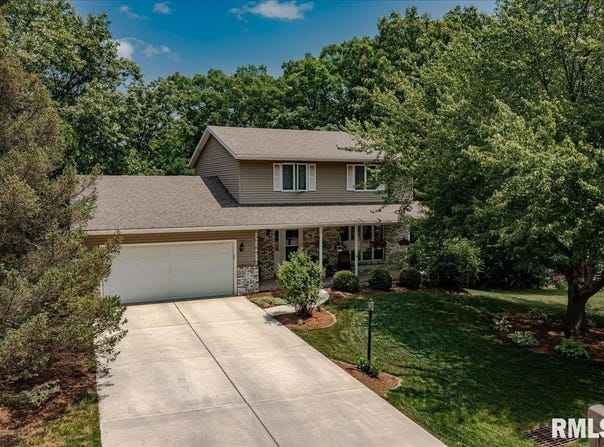 105 APPLE Drive, Metamora, IL 61548