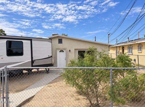6791 Third Street, Canutillo, TX 79835