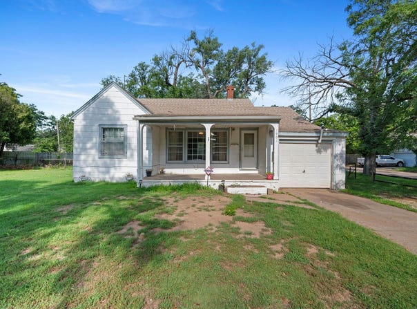 1901 S Emporia Ave, Wichita, KS 67211