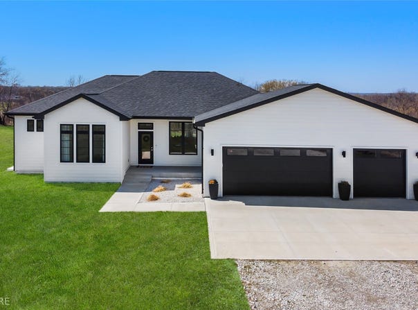 18170 79th Lane, Indianola, IA 50125